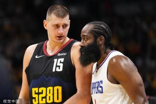 篮筐时一脚 篮筐时一脚