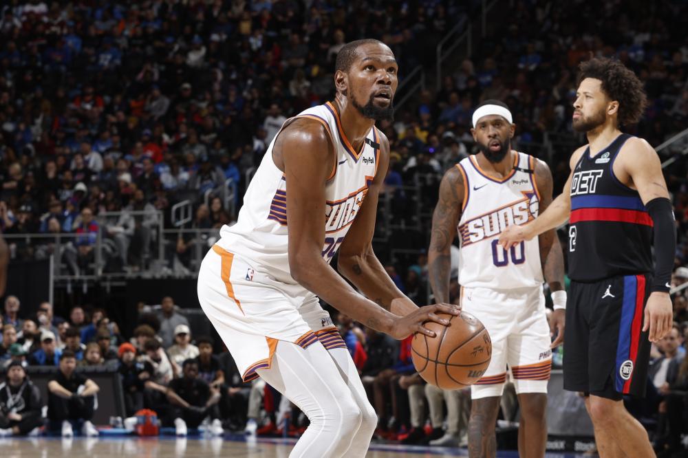 篮筐时一脚 篮筐时一脚