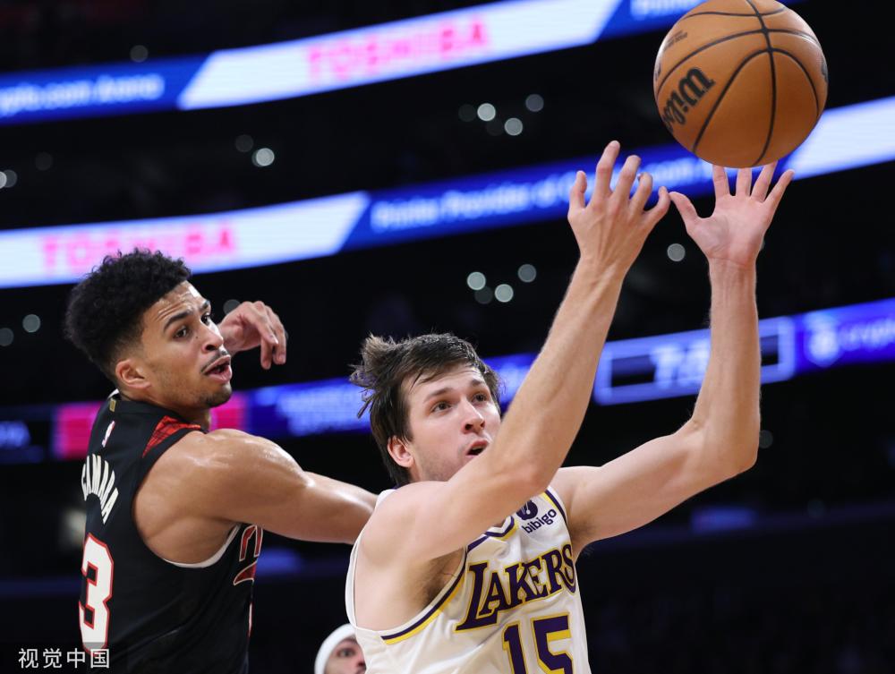 陈巧珠头球 陈巧珠头球